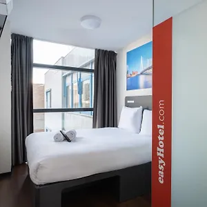 Hotell Easyhotel City Centre